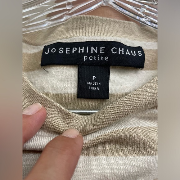 Josephine Chaus Petite short sleeve knit top with one shoulder buttons size P - Picture 10 of 15